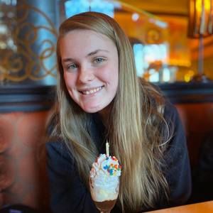 Meet your Posher, Robin